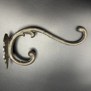VTG Cast Iron Wall Hook Vine Scroll Coat Hat Plant Hanger Gothic Farmhouse  9”